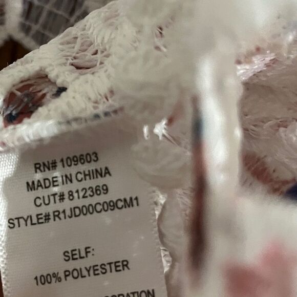 Chris McLaughlin Women White Multi Eyelet Floral Coverup Top in Lace Fabric Sz-M - Picture 4 of 5